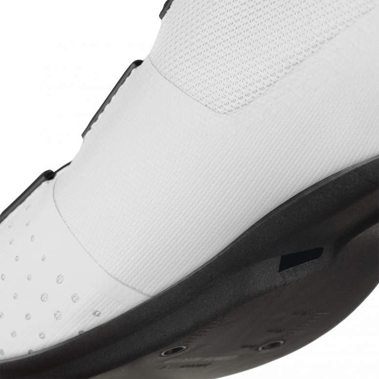Fizik R4 Tempo Overcurve - White - 37