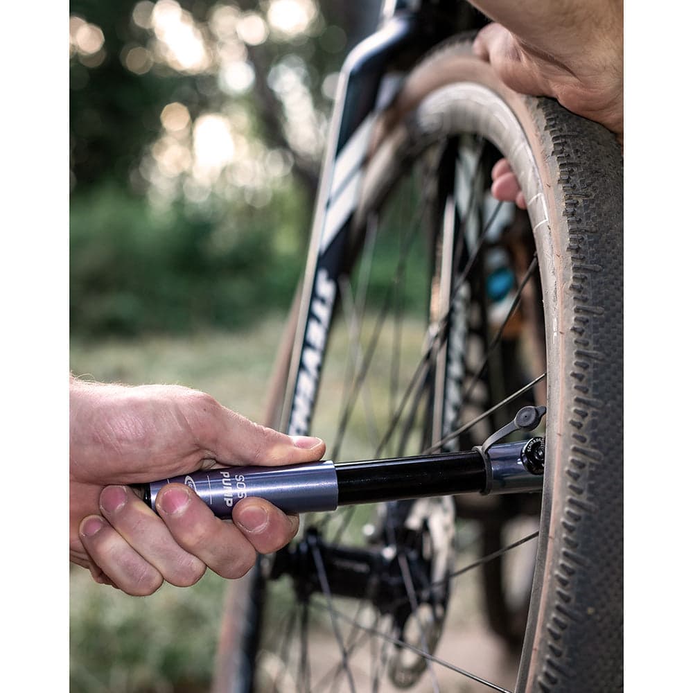 Schwalbe SOS Mini Pump Blue 12.9cm