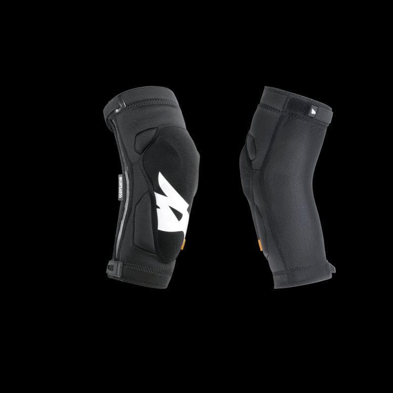 Bluegrass Solid D30 Knee Pads - Black