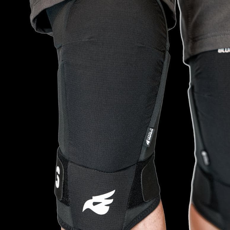 Bluegrass 3Strap Knee Pads - Black - Medium