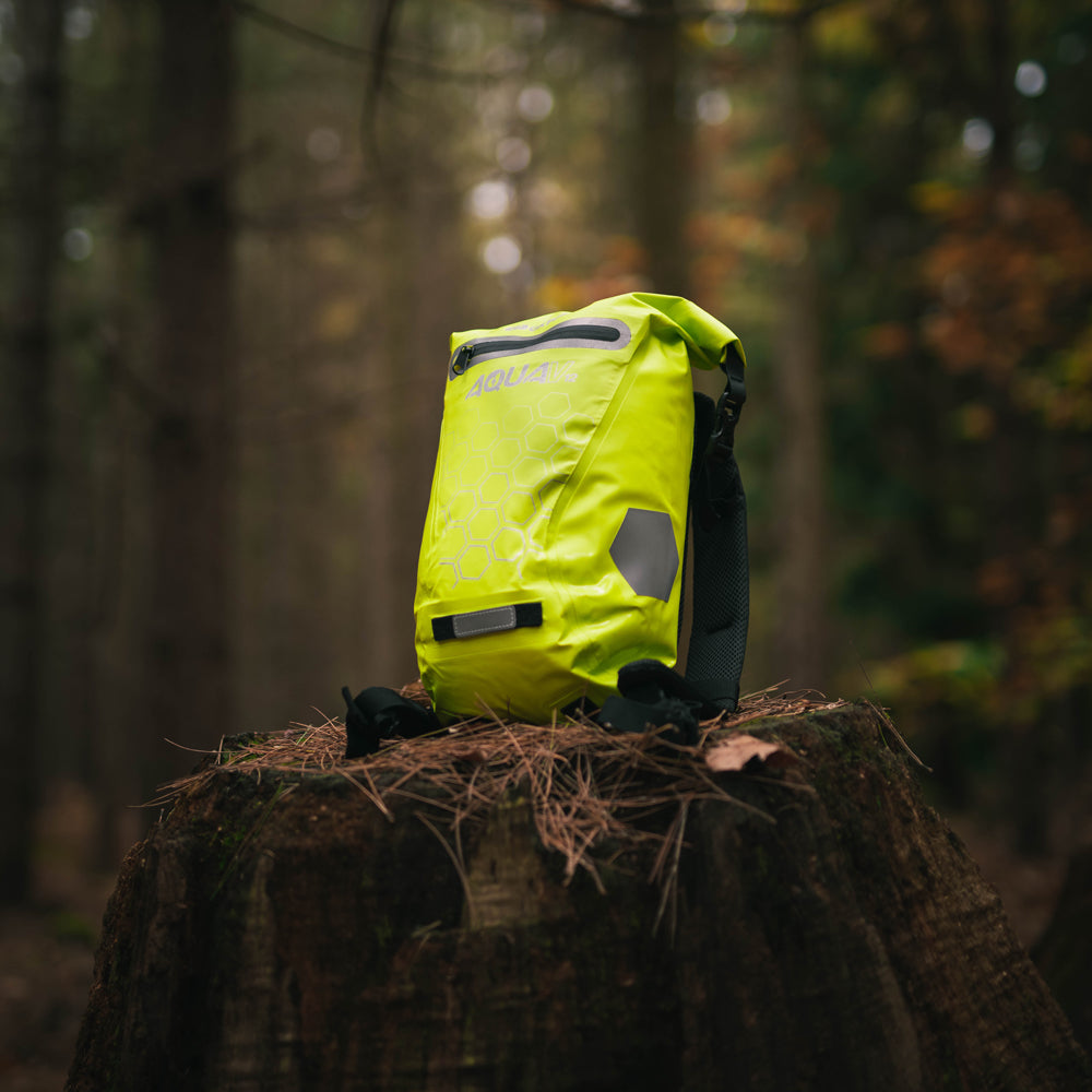 Oxford Aqua V 12 Backpack Fluo