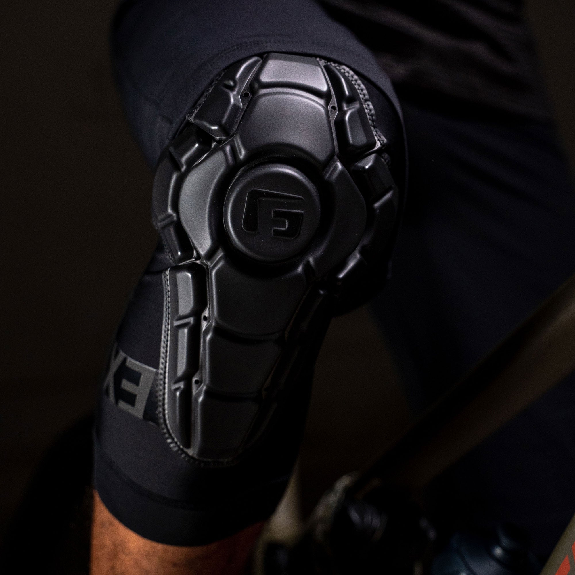 G-Form Pro-X3 Knee Guard Matt Black 2XL