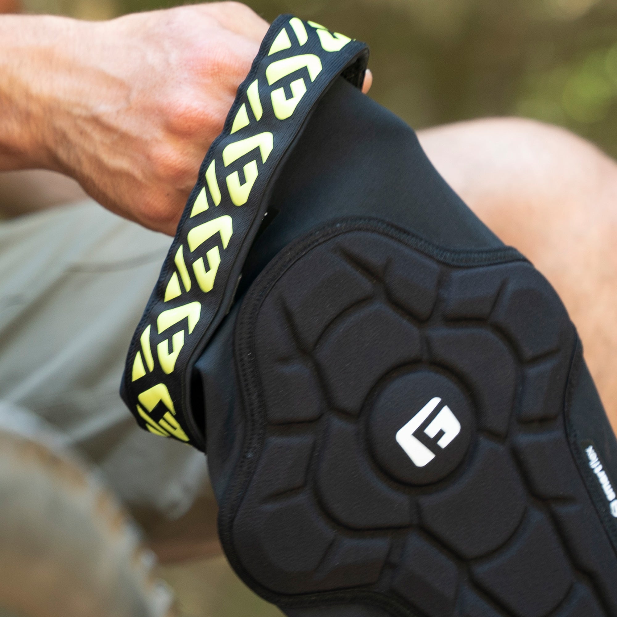 G-Form Pro Rugged 2 Knee-Shin Guard XL