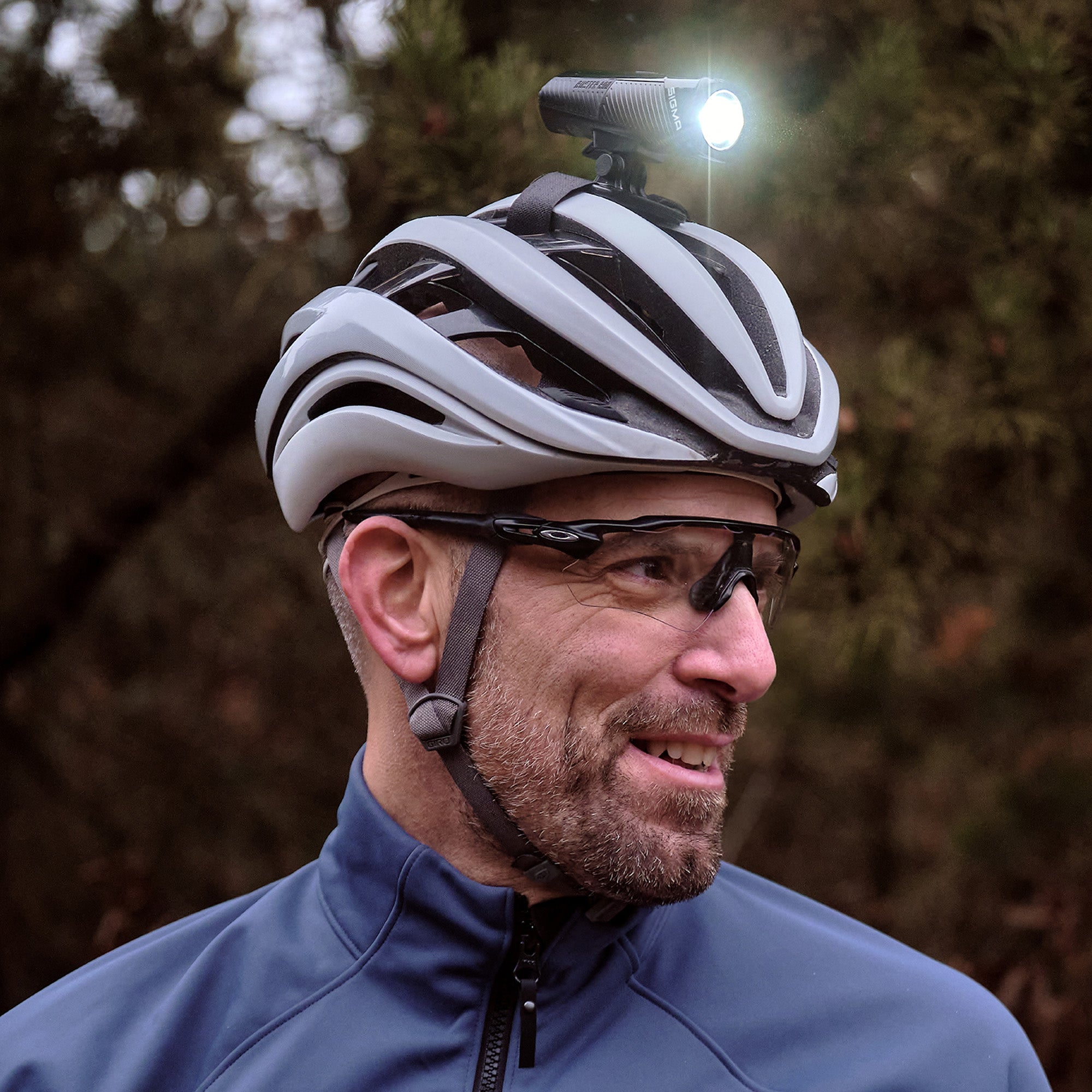 Sigma Buster 800 Headlight w/helmet mount