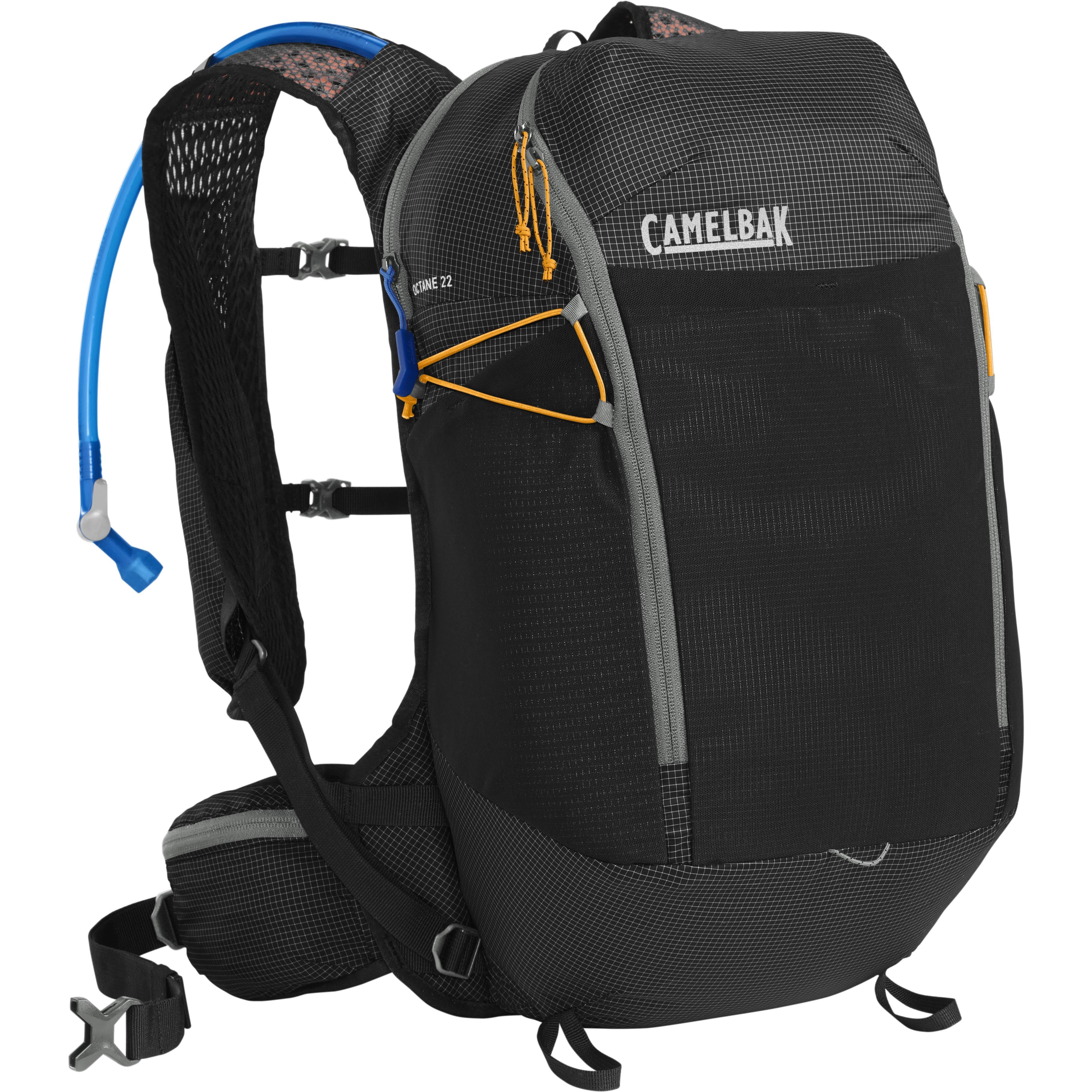 CamelBak Octane 22 Fusion 2L Hydration Pack: BLACK/APRICOT 22L