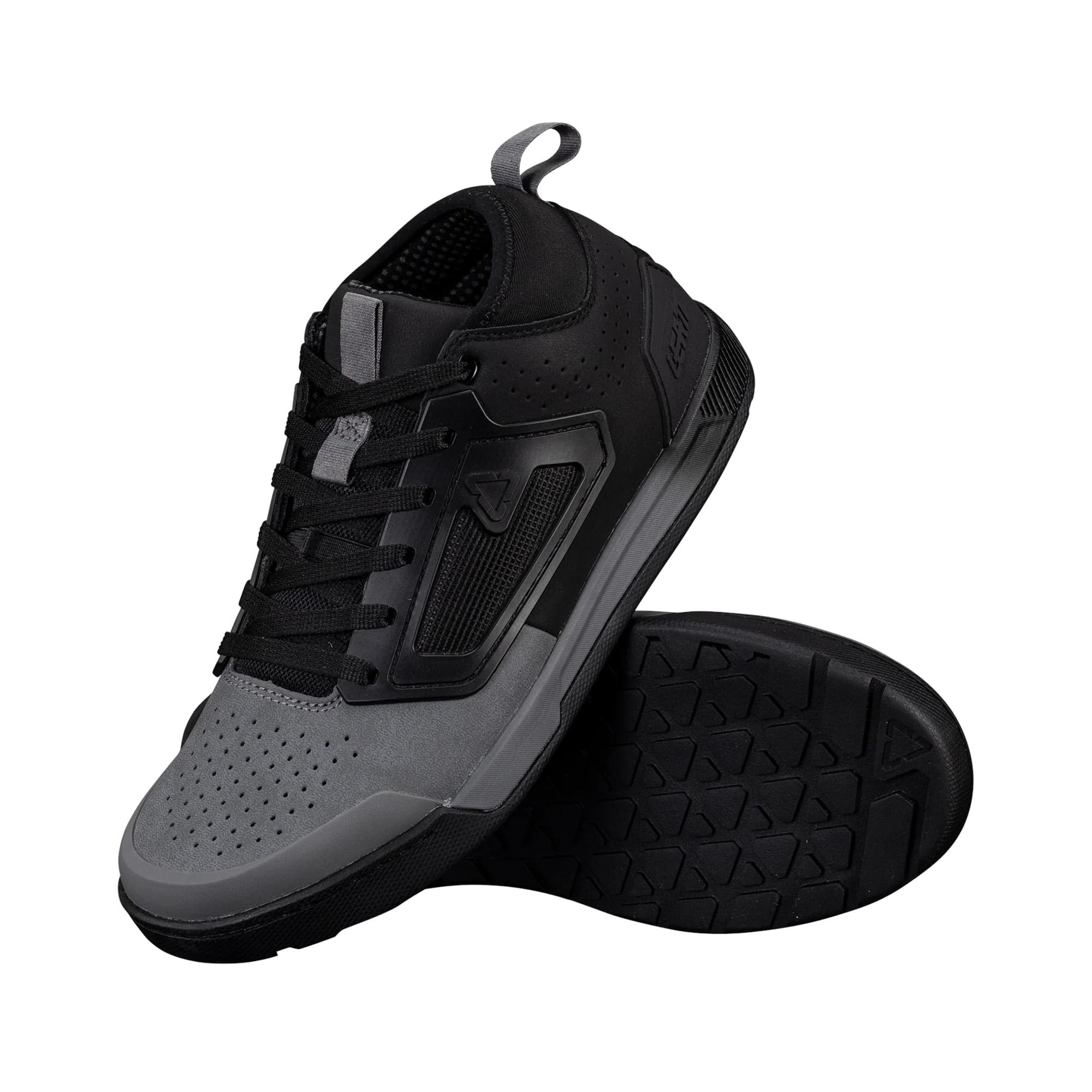 Leatt 3.0 Flat Shoes 2025: STEALTH UK 7.5