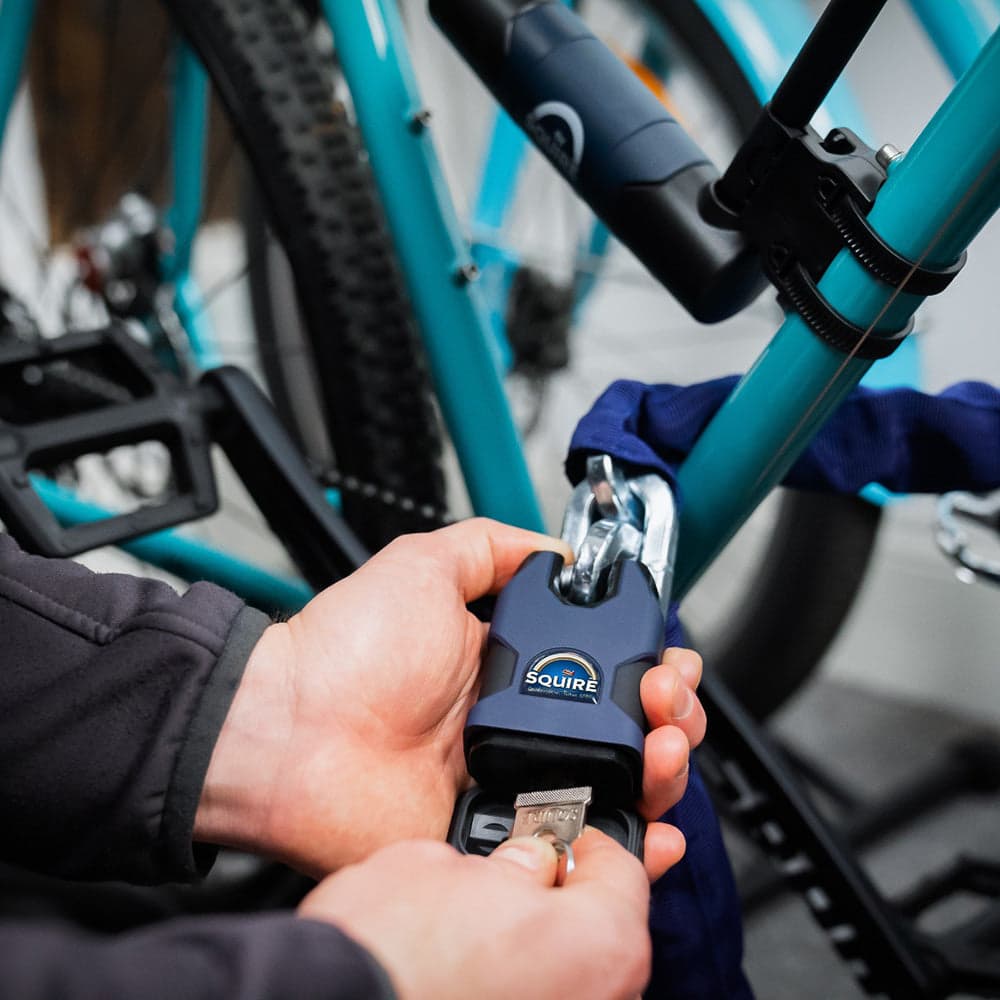 Squire Immense 50 Lock and Chain Blue 10x1200mm