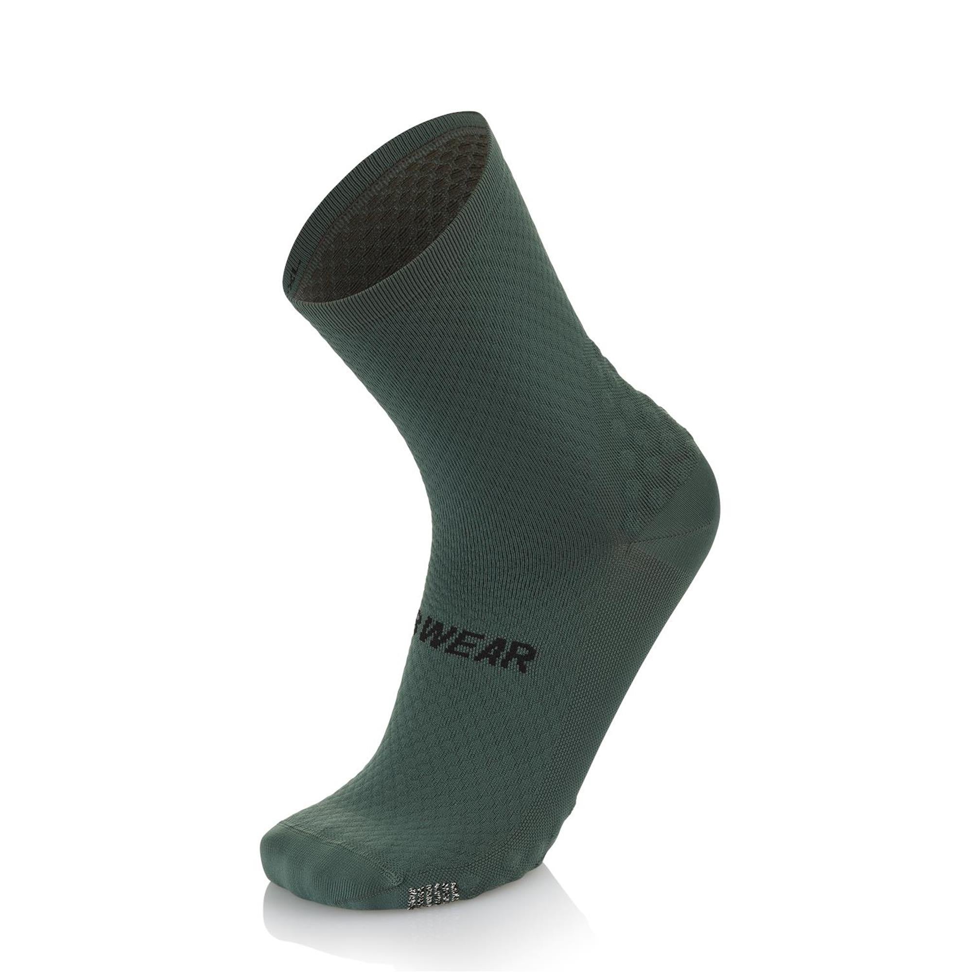 MB Wear Comfort Socks: GREEN S/M