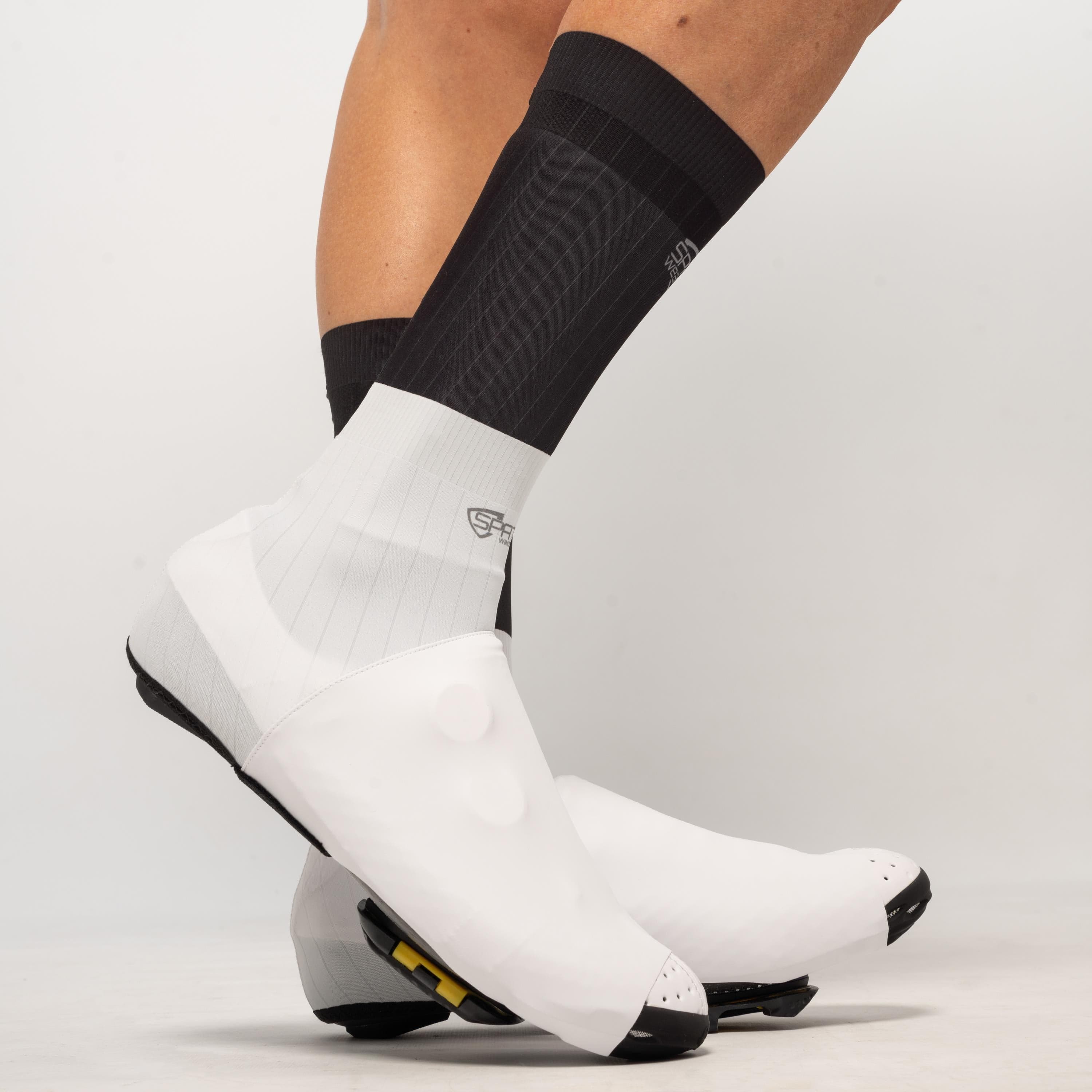 Spatzwear Winsokz Short Shoe Covers: WHITE M-L (EU 43-45)