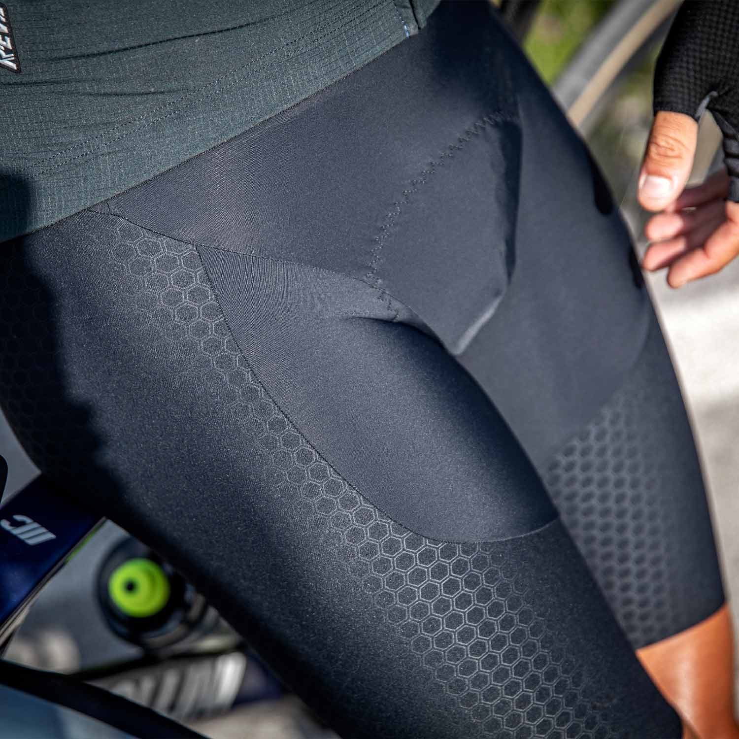 Ale Clothing Hammer 2.0 R-EV1 Bibshorts Black S