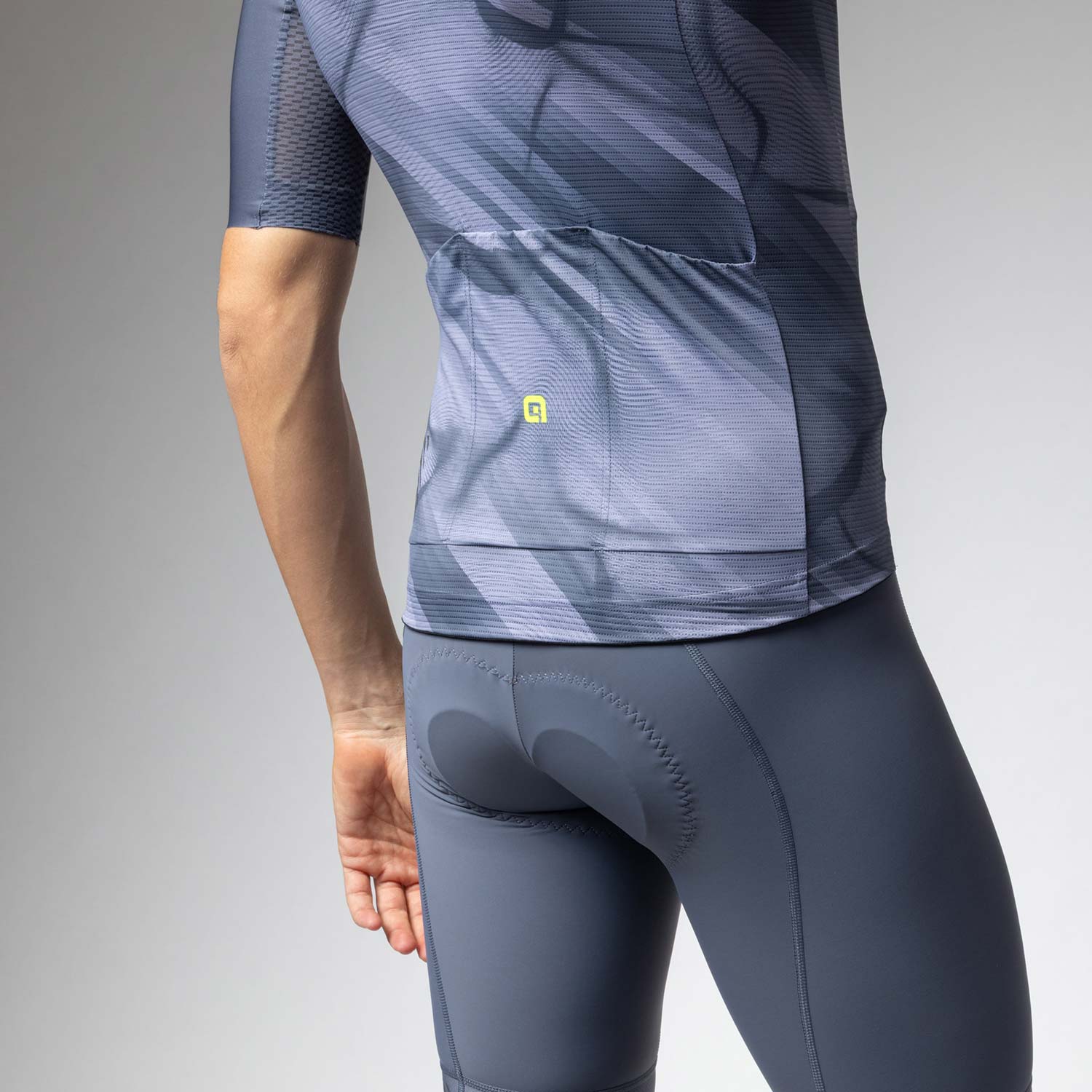 Ale Clothing Crash Pragma Short Sleeved Jersey - M - Grey Pragma