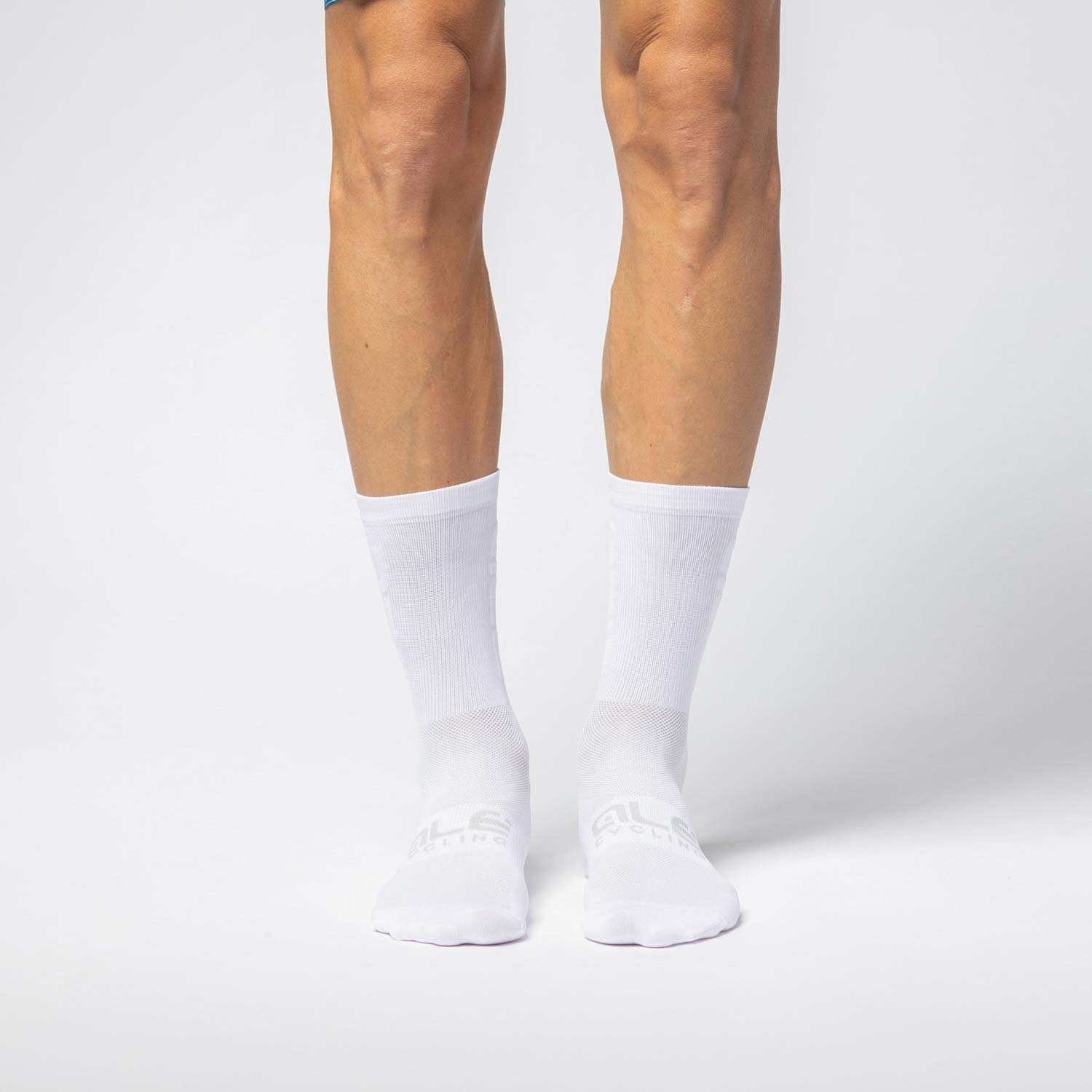 Ale Clothing Round T-Care Plus 18cm Socks - M - White Q-Skin