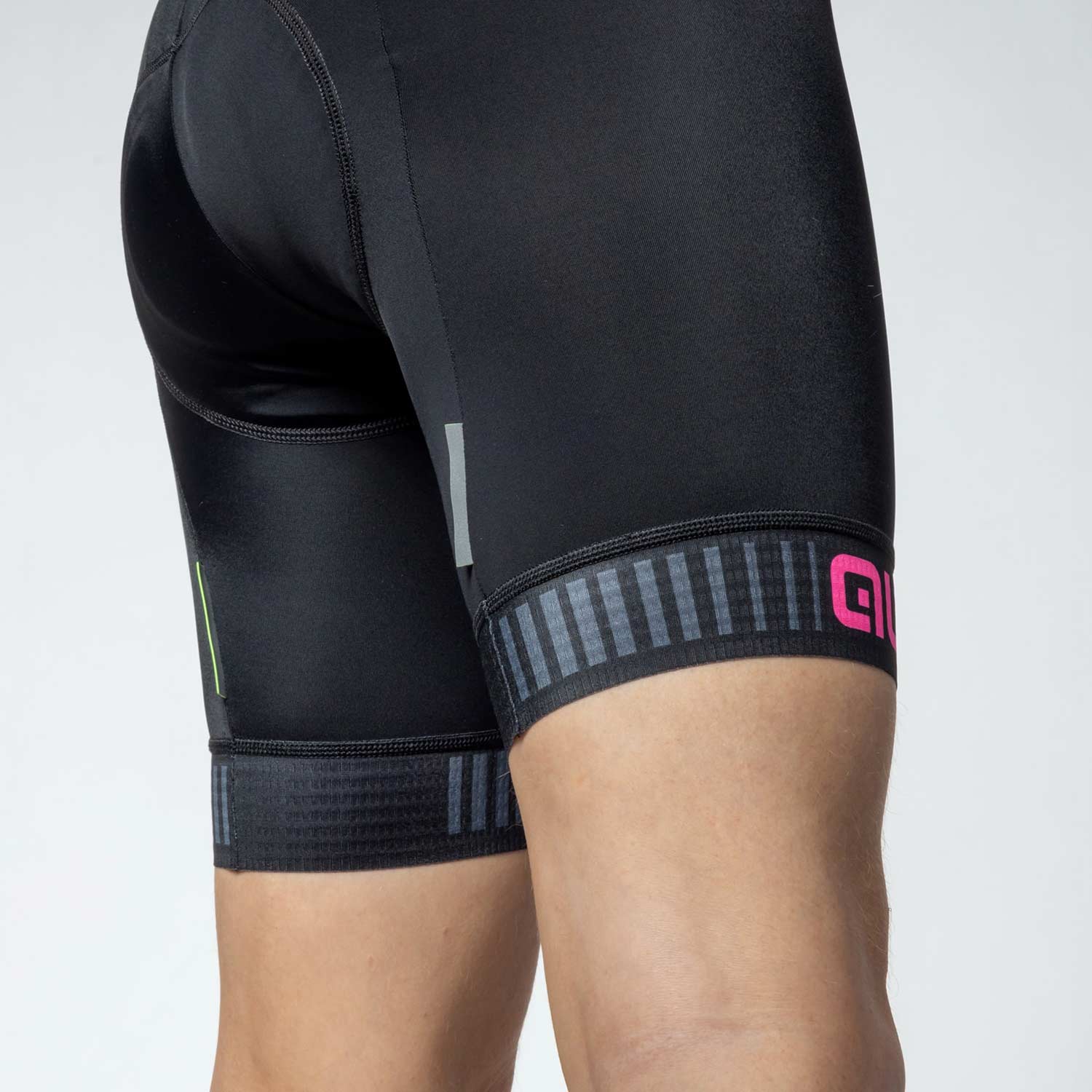 Ale Clothing Traguardo 2.0 Pragma Womens Shorts - L - Black-Pink Pragma