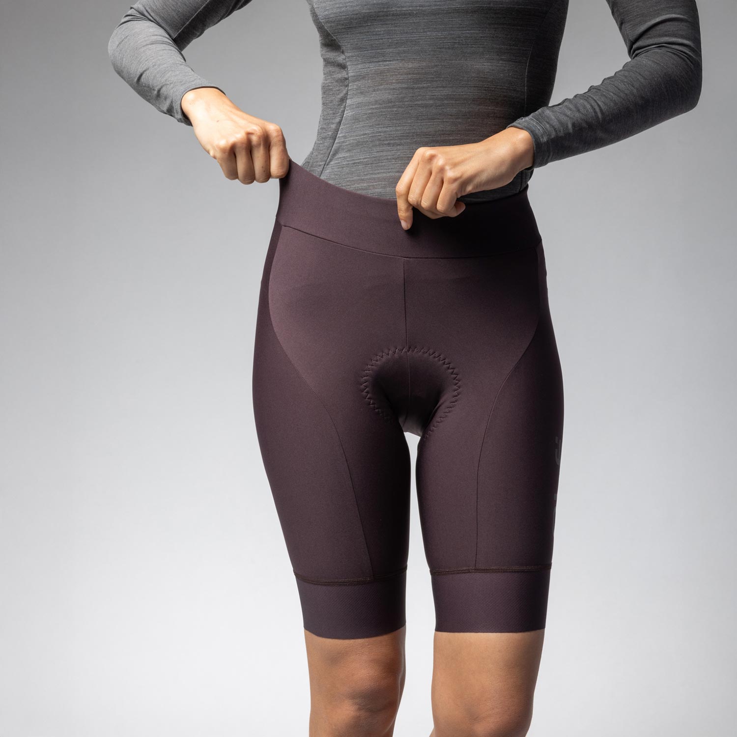 Ale Clothing Magic Colour PR-E Winter Womens Shorts Brownie M