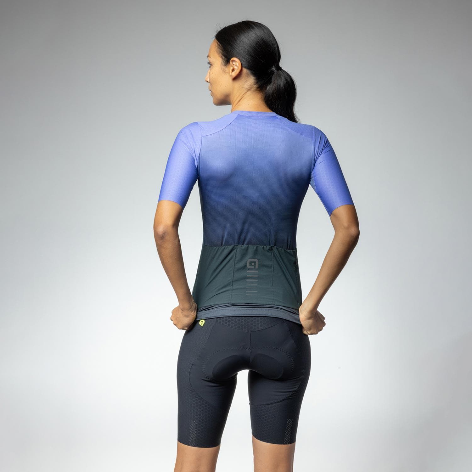 Ale Clothing Velocity 2.0 R-Ev1 Womens Short Sleeved Jersey Wisteria L