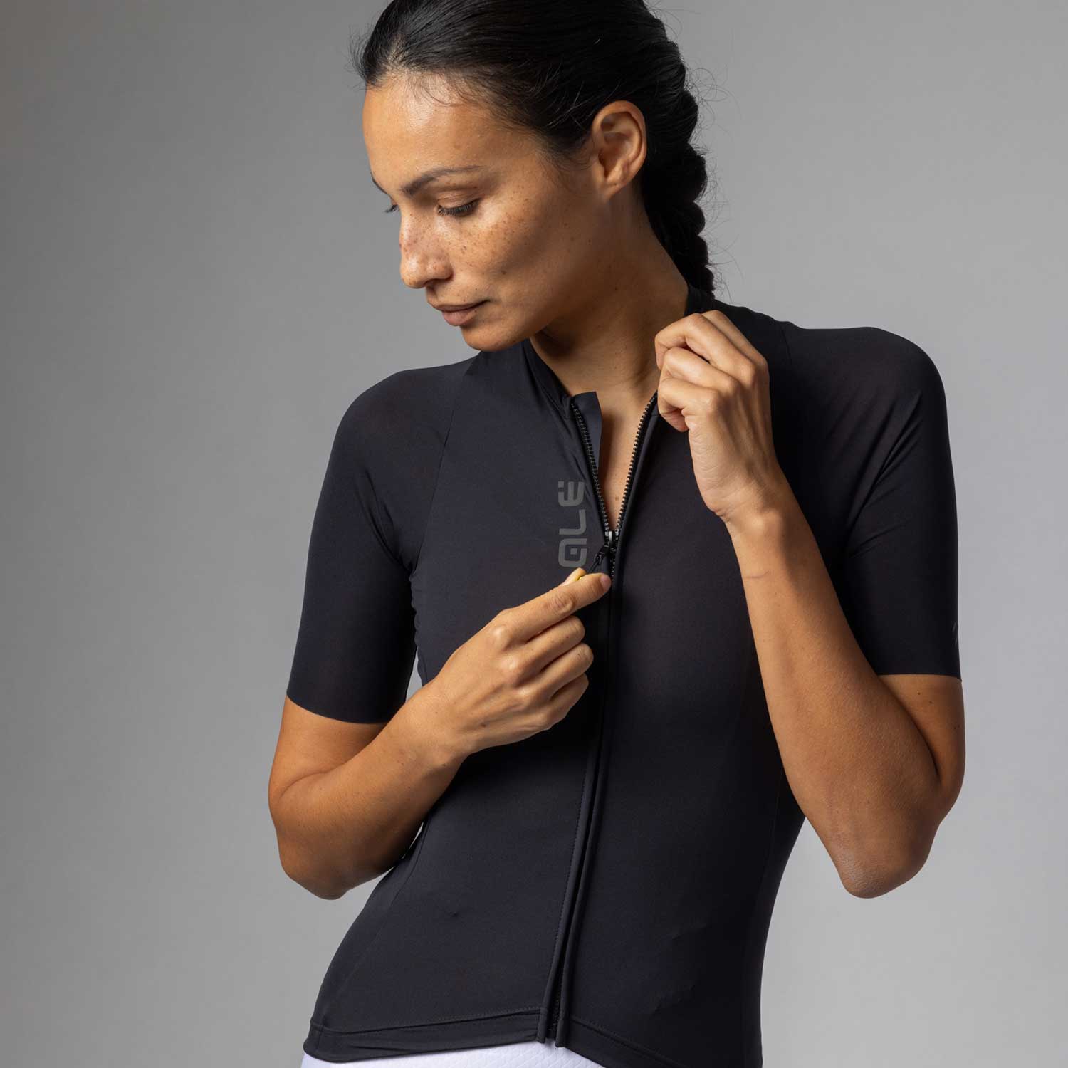 Ale Clothing Color Block Pragma Womens Short Sleeved Jersey Black M