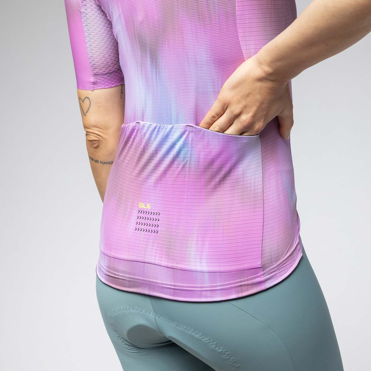 Ale Clothing Argon PR-E Womens Short Sleeved Jersey - L - Pink PR-E