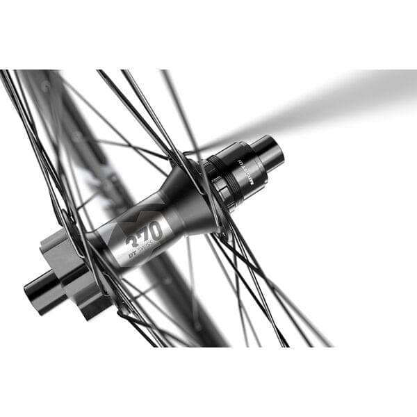 DT Swiss F 1900 wheel, 30 mm rim, 12 x 157 mm axle, 29 inch rear Shimano HG