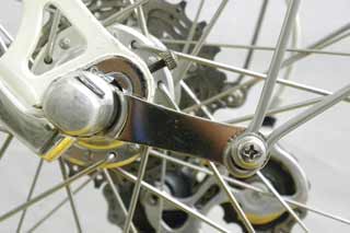 Dia-Compe ENE Ciclo Fender Stay Adaptor Silver One