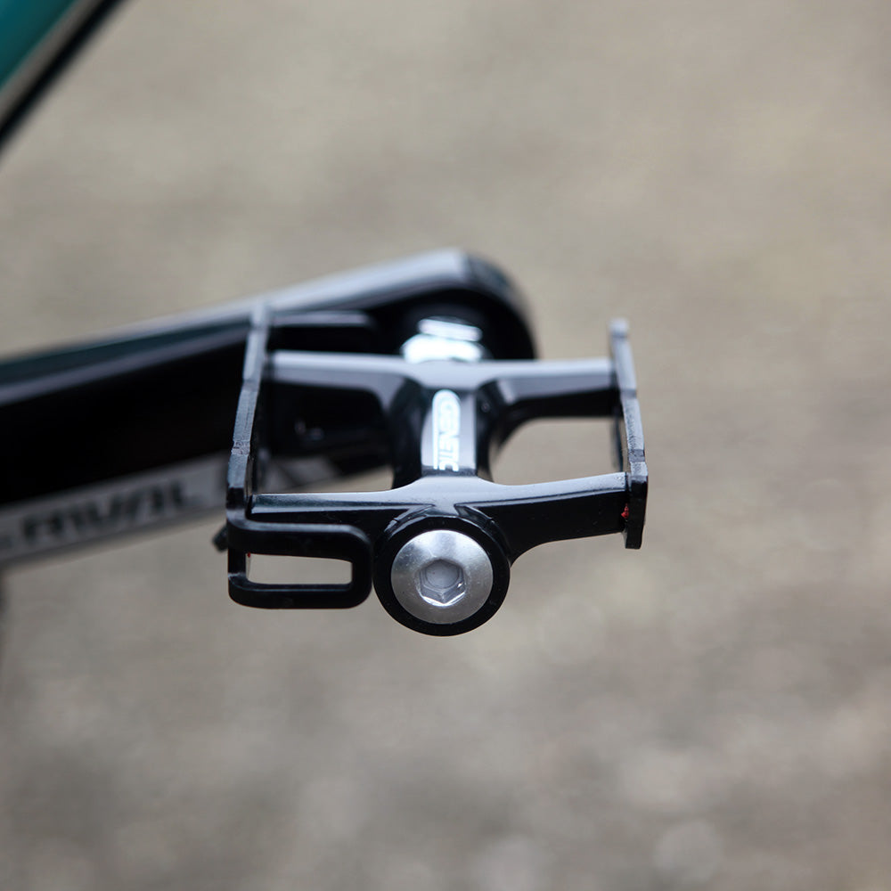 Genetic Pro Track Pedals Silver/Black 9/16"