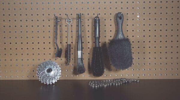Finish Line Easy Pro Brush Set - 5 different brushes