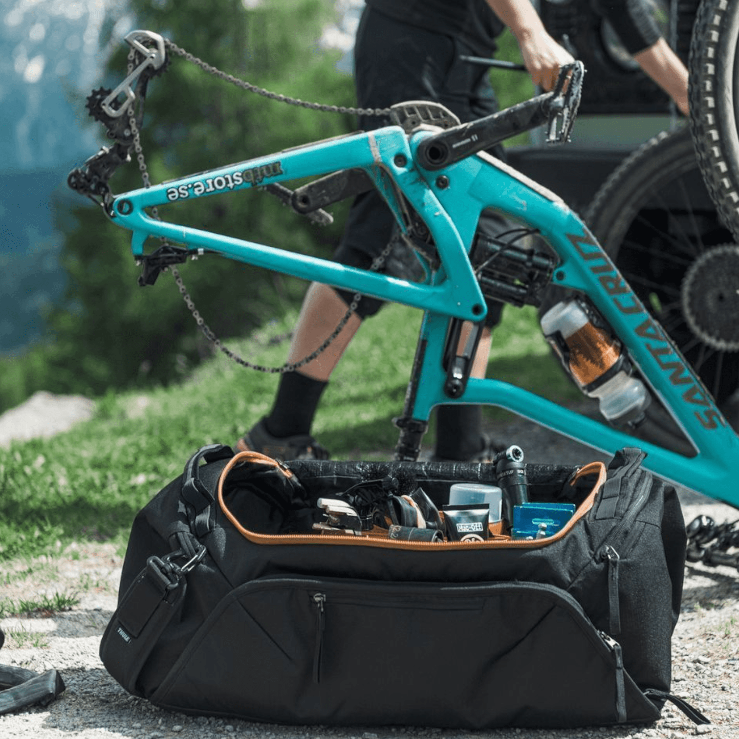 Thule RoundTrip Bike Duffel 55L - Black