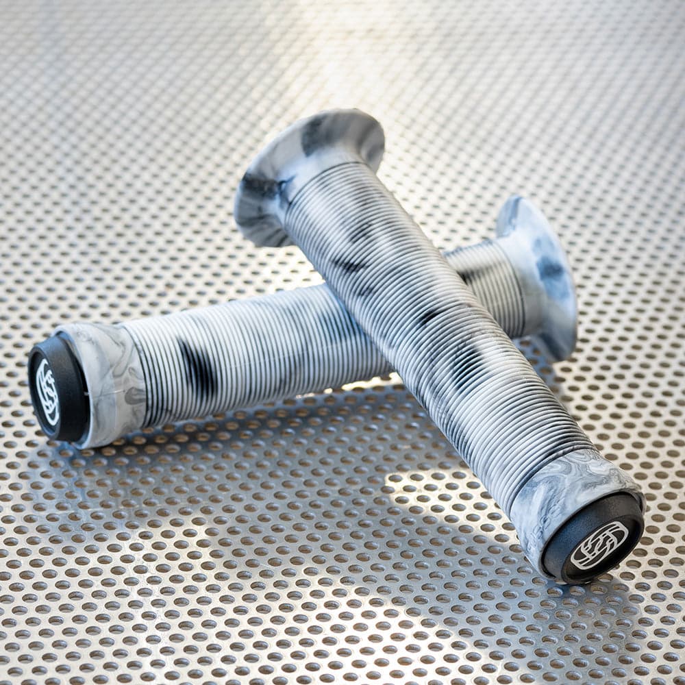 Gusset Grips Sleeper Flanged MJ Grips Grey Marble 147mm
