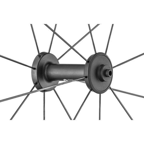 DT Swiss ARC 1400 DICUT wheel; carbon clincher 48 x 17 mm rim; front