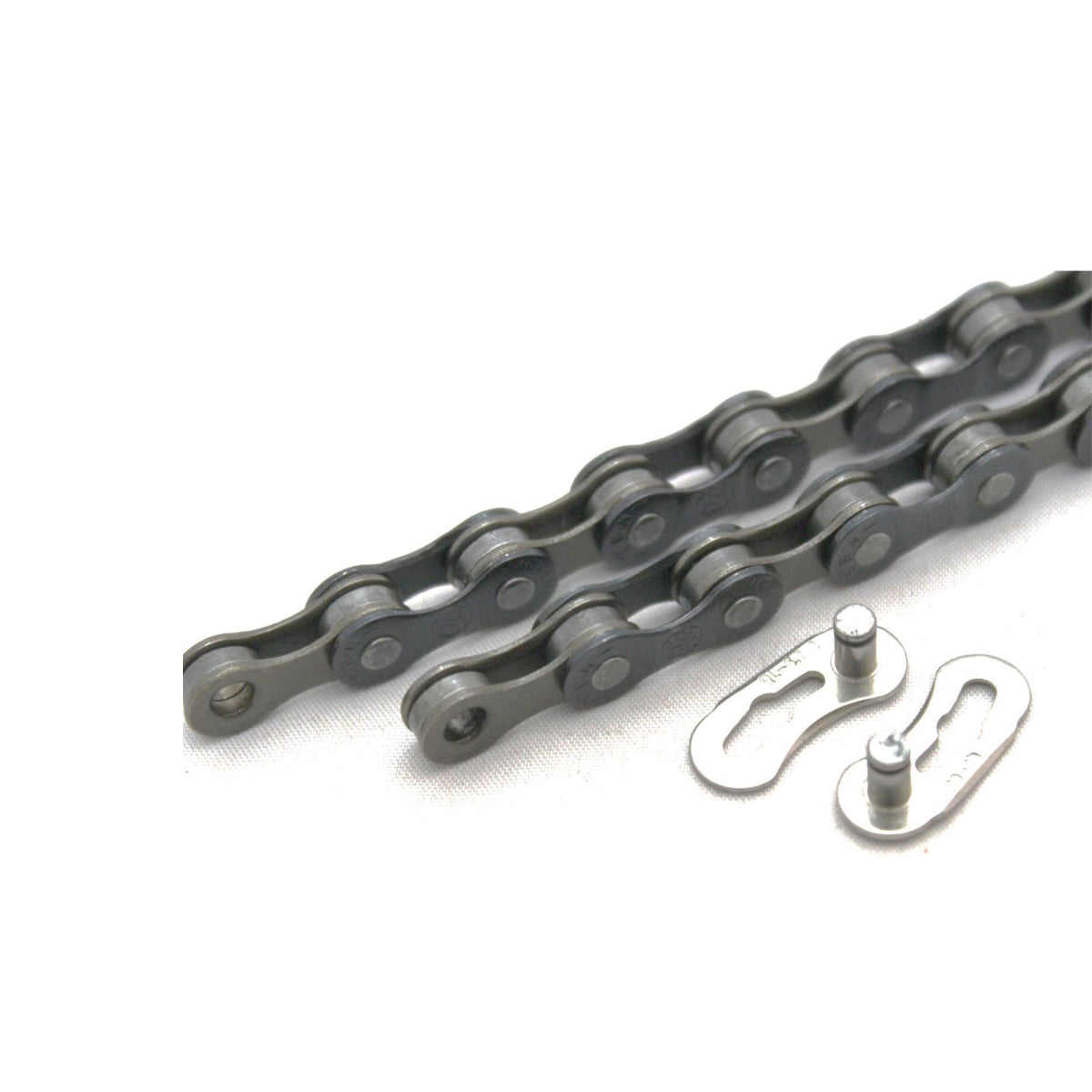 Clarks Mtb/Road 8 Speed Chain 1/2X3/32 X116 Quick Release Links Fits All Major Derailleur Systems:  8Spd