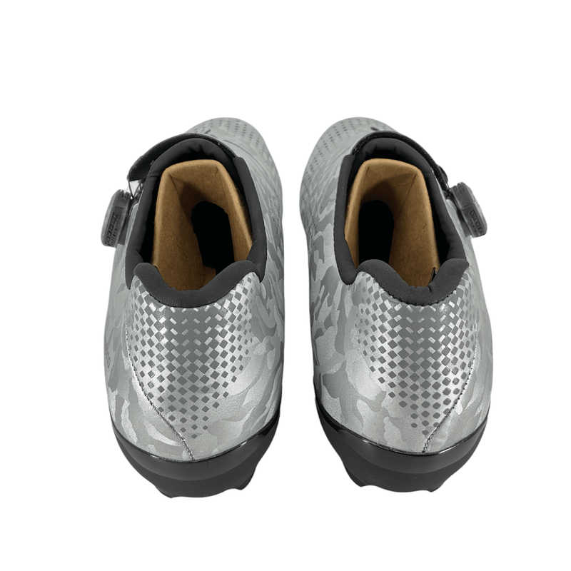 Load image into Gallery viewer, Shimano RX8 SPD Shoes, size 45, Silver (Customer return)
