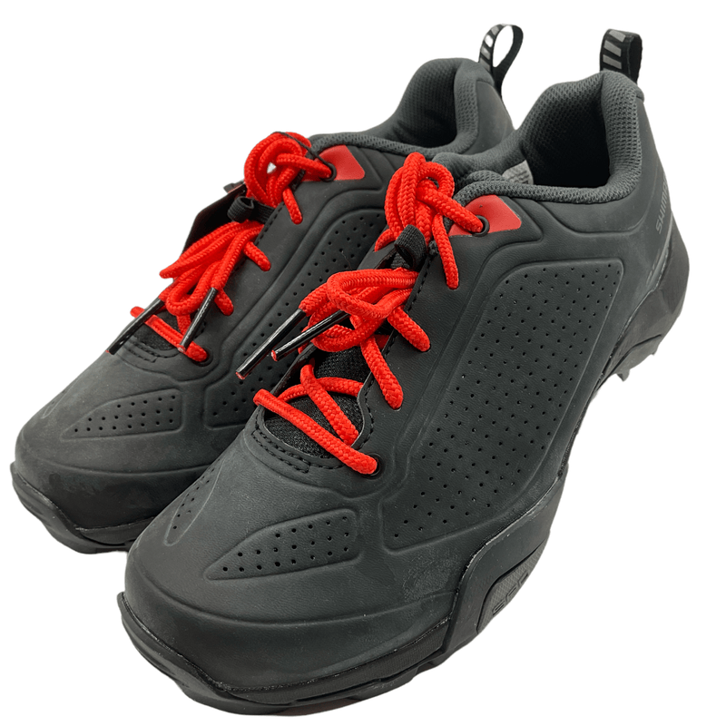 Load image into Gallery viewer, Shimano MT3 SPD Shoes, Black

