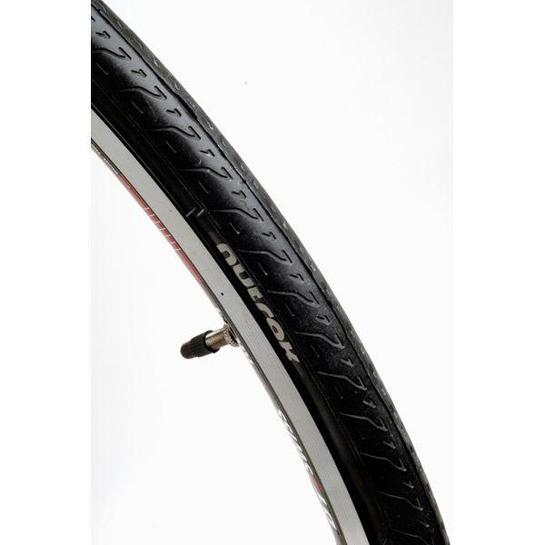 Load image into Gallery viewer, Nutrak 700 X 28C Road tyre - skinwall
